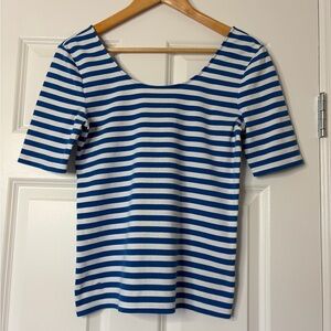 Lauren Ralph Lauren Blue and White Striped Short Sleeve Boat Neck Tee Size M